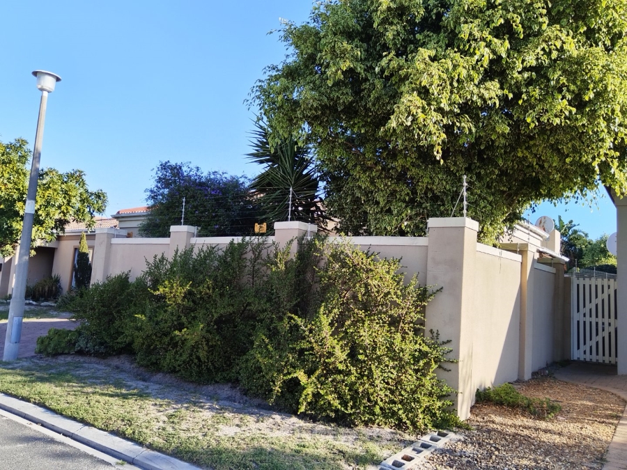 3 Bedroom Property for Sale in Parklands Western Cape